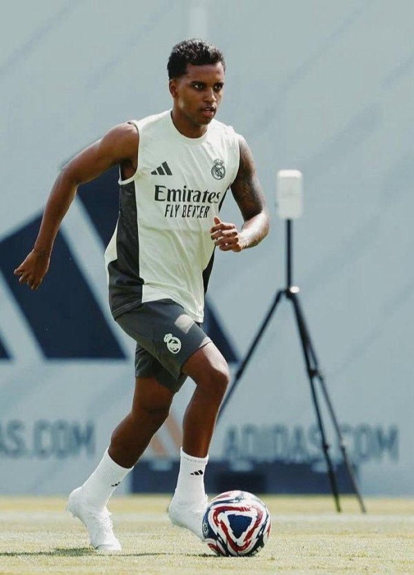 贝思盈配资 再见，皇马！9000万欧巨星面临离队！权威媒体：热刺、利物浦有意